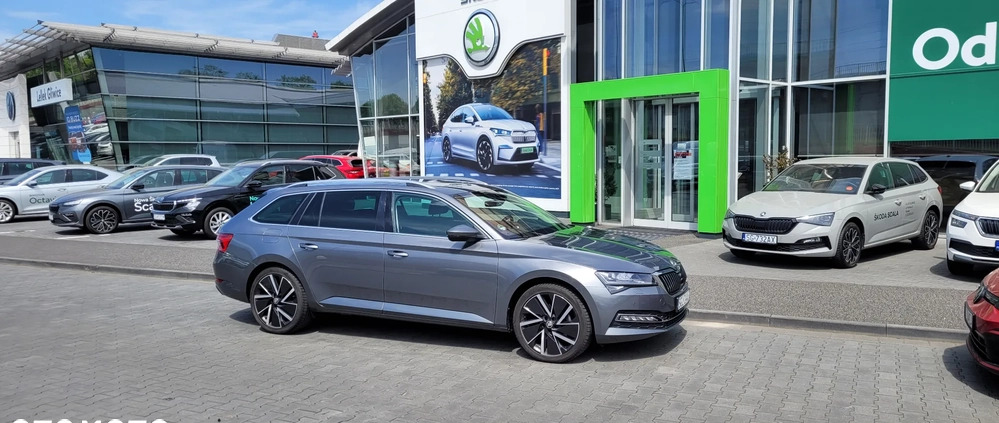 Skoda Superb cena 139999 przebieg: 15000, rok produkcji 2023 z Gliwice małe 379